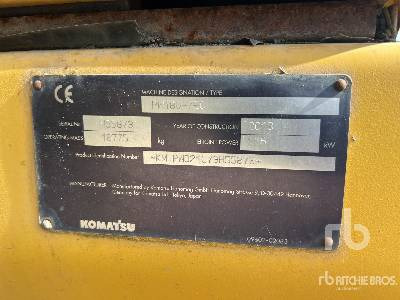 KOMATSU PW180-7E0 Pelle Sur Pneus - حفارة على عجلات: صور 5 KOMATSU PW180-7E0 Pelle Sur Pneus - حفارة على عجلات: صور 5