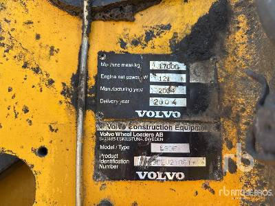 VOLVO L90E Chargeuse Sur Pneus (Inoperable) - اللودر بعجل: صور 5 VOLVO L90E Chargeuse Sur Pneus (Inoperable) - اللودر بعجل: صور 5