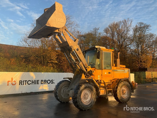 1997 Volvo L50C Wheel Loader - اللودر بعجل: صور 3 1997 Volvo L50C Wheel Loader - اللودر بعجل: صور 3