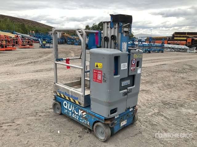 2009 Genie GR15 Vertical Mast Lift - الرأسي رفع الصاري: صور 4 2009 Genie GR15 Vertical Mast Lift - الرأسي رفع الصاري: صور 4