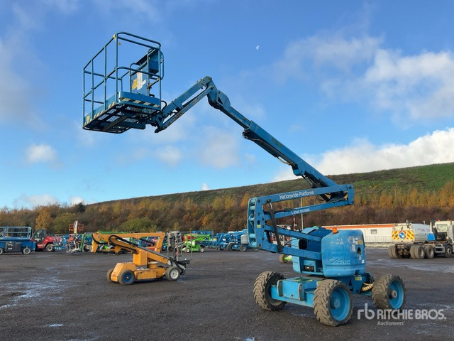 2012 Genie Z45/25J 4WD Diesel Articulating Boom Lift - رافعات سلة مفصلية: صور 1 2012 Genie Z45/25J 4WD Diesel Articulating Boom Lift - رافعات سلة مفصلية: صور 1