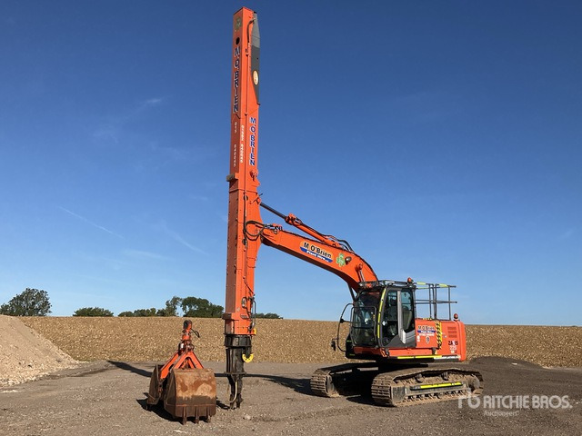 2013 Hitachi ZX225USRLC-3 Telescopic Excavator Tracked Excavator - حفارات زحافة: صور 3 2013 Hitachi ZX225USRLC-3 Telescopic Excavator Tracked Excavator - حفارات زحافة: صور 3
