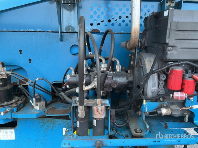 2014 Genie S-65 4WD Diesel Telescopic Boom Lift - رافعات سلة تلسكوبية: صور 5 2014 Genie S-65 4WD Diesel Telescopic Boom Lift - رافعات سلة تلسكوبية: صور 5