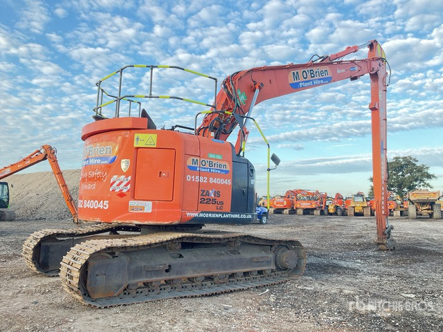 2014 Hitachi ZX225USLC-5 Long Reach Tracked Excavator - حفارات زحافة: صور 4 2014 Hitachi ZX225USLC-5 Long Reach Tracked Excavator - حفارات زحافة: صور 4