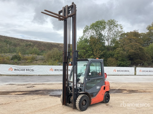 2014 Toyota 02-8FGF25 2014 Toyota 8FG25 Forklift Forklift - رافعة شوكية تعمل بالغاز: صور 1 2014 Toyota 02-8FGF25 2014 Toyota 8FG25 Forklift Forklift - رافعة شوكية تعمل بالغاز: صور 1