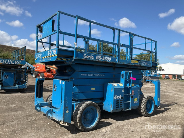 2016 Genie GS5390 4x4 Diesel Scissor Lift - رافعات مقصية: صور 1 2016 Genie GS5390 4x4 Diesel Scissor Lift - رافعات مقصية: صور 1