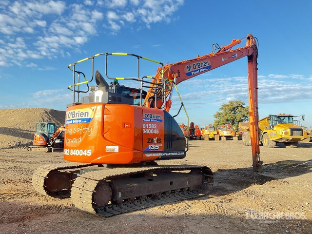 2018 Hitachi ZX135US-6 Long Reach Tracked Excavator - حفارات زحافة: صور 5 2018 Hitachi ZX135US-6 Long Reach Tracked Excavator - حفارات زحافة: صور 5