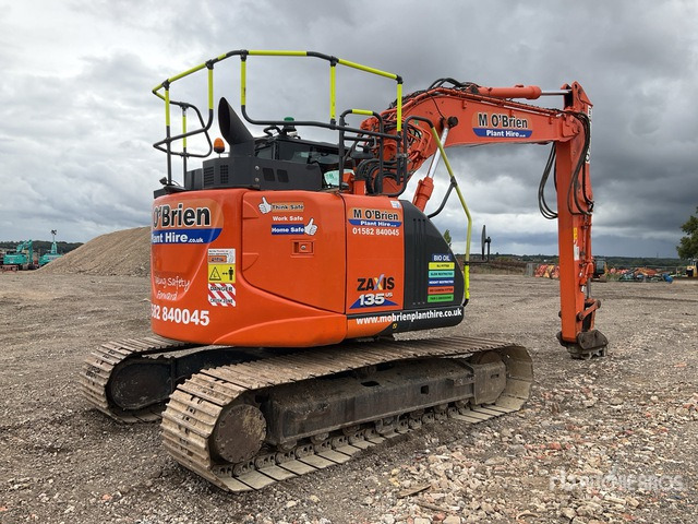2018 Hitachi ZX135US-6 Tracked Excavator - حفارات زحافة: صور 3 2018 Hitachi ZX135US-6 Tracked Excavator - حفارات زحافة: صور 3