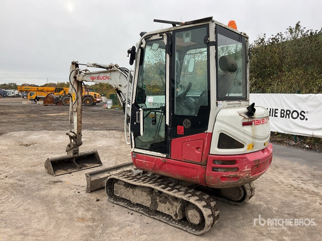 2018 Takeuchi TB230 Mini Excavator: <6.6t - حفارة مصغرة: صور 2 2018 Takeuchi TB230 Mini Excavator: <6.6t - حفارة مصغرة: صور 2
