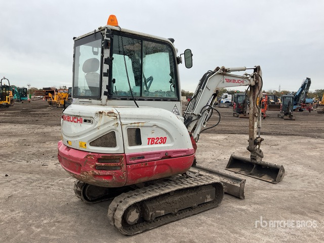 2018 Takeuchi TB230 Mini Excavator: <6.6t - حفارة مصغرة: صور 3 2018 Takeuchi TB230 Mini Excavator: <6.6t - حفارة مصغرة: صور 3