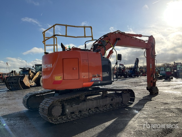 2021 Hitachi ZX225USLC-6 Tracked Excavator - حفارات زحافة: صور 3 2021 Hitachi ZX225USLC-6 Tracked Excavator - حفارات زحافة: صور 3