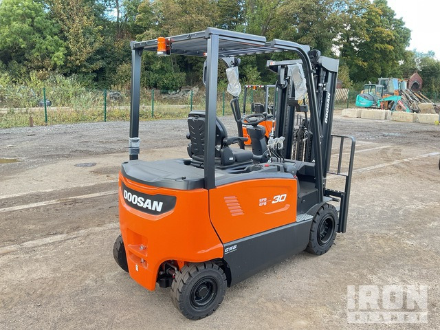 2023 Doosan B30X-7 PLUS 3000 kg (Unused) Electric Forklift - رافعة شوكية كهربائية: صور 3 2023 Doosan B30X-7 PLUS 3000 kg (Unused) Electric Forklift - رافعة شوكية كهربائية: صور 3