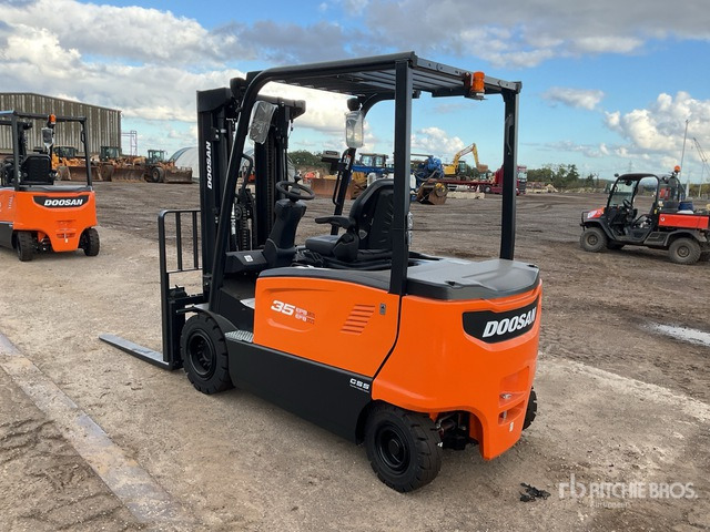 2023 Doosan B35X-7 PLUS 3500 kg (Unused) Electric Forklift - رافعة شوكية كهربائية: صور 3 2023 Doosan B35X-7 PLUS 3500 kg (Unused) Electric Forklift - رافعة شوكية كهربائية: صور 3