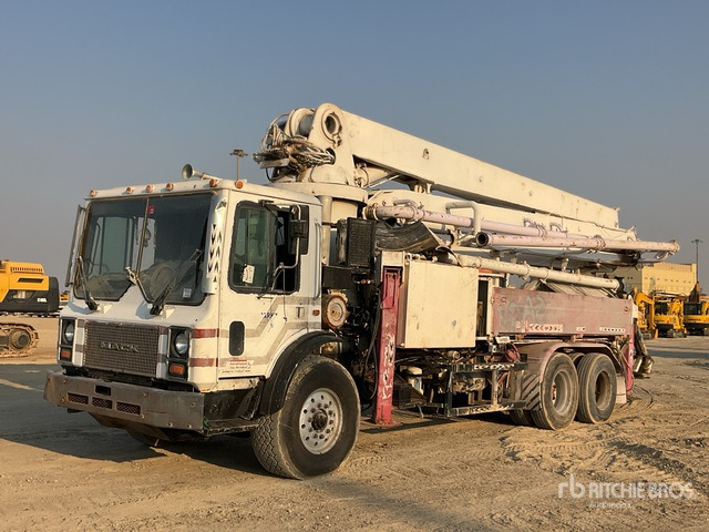 1999 Mack MR688S 1999 Schwing 32/28 XL 32 m on 6x4 Concrete Pump Truck - مضخة خرسانة: صور 1 1999 Mack MR688S 1999 Schwing 32/28 XL 32 m on 6x4 Concrete Pump Truck - مضخة خرسانة: صور 1