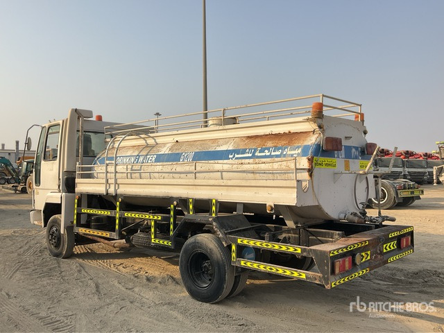 2002 Iveco Cargo 712 5000 L 4x2 Water Truck - شاحنة صهريج: صور 4 2002 Iveco Cargo 712 5000 L 4x2 Water Truck - شاحنة صهريج: صور 4