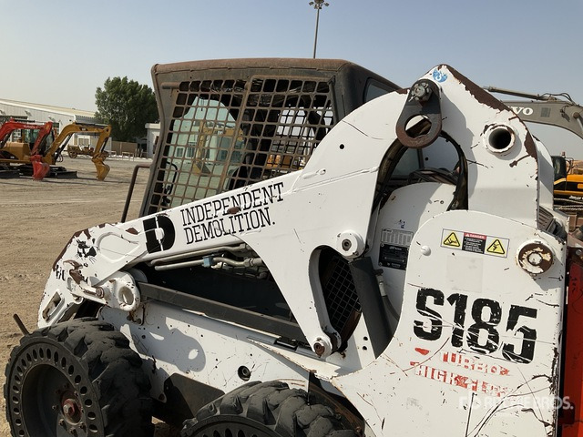 2004 Bobcat S185 - شيول صغير: صور 5 2004 Bobcat S185 - شيول صغير: صور 5