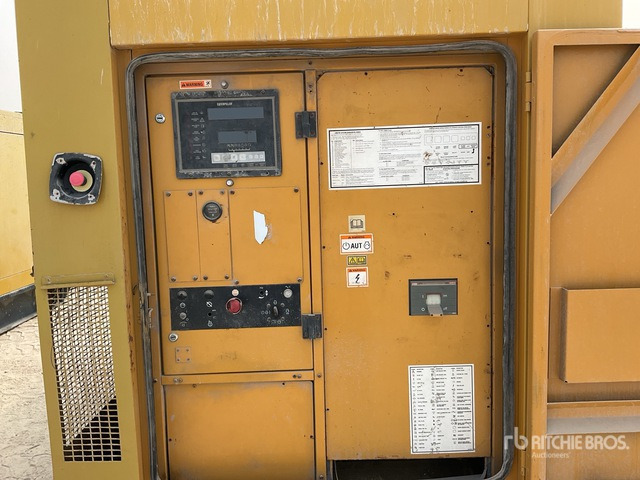 2004 Cat 400 400 kVA Skid-Mounted Generator Set - مجموعة المولدات: صور 4 2004 Cat 400 400 kVA Skid-Mounted Generator Set - مجموعة المولدات: صور 4