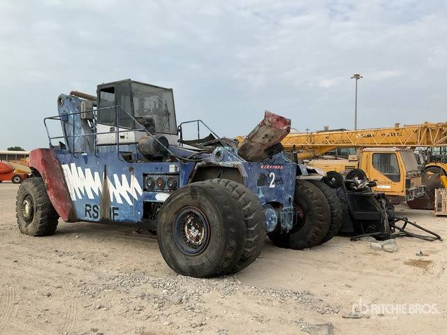 2004 Fantuzzi CS45KM 45 ton (Inoperable) Container Handler - رافعة للحاويات: صور 2 2004 Fantuzzi CS45KM 45 ton (Inoperable) Container Handler - رافعة للحاويات: صور 2