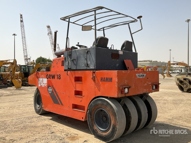2004 Hamm GRW18 8 Wheel Pneumatic Roller - مداحل الإطارات الهوائية: صور 4 2004 Hamm GRW18 8 Wheel Pneumatic Roller - مداحل الإطارات الهوائية: صور 4