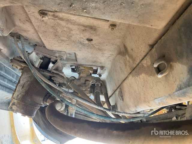 2005 Cat 966G Series II - اللودر بعجل: صور 5 2005 Cat 966G Series II - اللودر بعجل: صور 5
