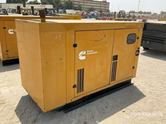 2005 Cummins 100 kVA Skid-Mounted Generator Set - مجموعة المولدات: صور 3 2005 Cummins 100 kVA Skid-Mounted Generator Set - مجموعة المولدات: صور 3