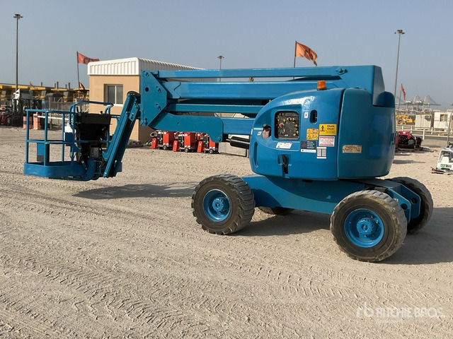 2007 JLG 450AJ 4WD Diesel Articulating Boom Lift - رافعات سلة مفصلية: صور 4 2007 JLG 450AJ 4WD Diesel Articulating Boom Lift - رافعات سلة مفصلية: صور 4
