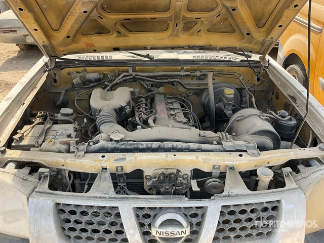 2008 Nissan 4x4 Crew Cab (Inoperable) Pickup - شاحنة البيك أب: صور 5 2008 Nissan 4x4 Crew Cab (Inoperable) Pickup - شاحنة البيك أب: صور 5