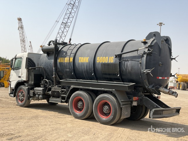 2008 Volvo FM400 6x4 20000 L Vacuum Tanker Truck - فراغ شاحنة: صور 3 2008 Volvo FM400 6x4 20000 L Vacuum Tanker Truck - فراغ شاحنة: صور 3
