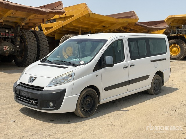 2010 Peugeot Expert Tepee - ميكروباص: صور 1 2010 Peugeot Expert Tepee - ميكروباص: صور 1