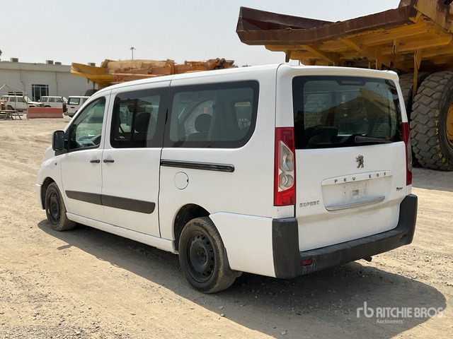 2010 Peugeot Expert Tepee - ميكروباص: صور 4 2010 Peugeot Expert Tepee - ميكروباص: صور 4