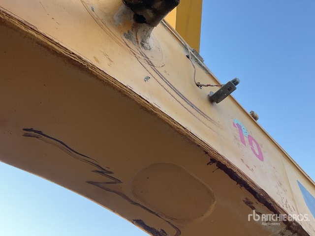 2011 Cat 374DL - حفارات زحافة: صور 5 2011 Cat 374DL - حفارات زحافة: صور 5