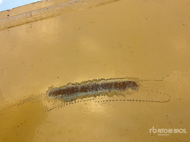 2011 Komatsu GD825A-2 Motor Grader - آلة تسوية الأرض: صور 2 2011 Komatsu GD825A-2 Motor Grader - آلة تسوية الأرض: صور 2