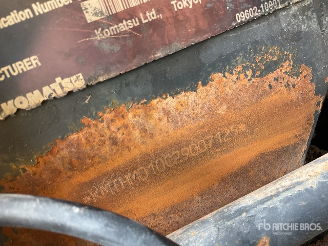 2011 Komatsu HM400-2R Articulated Dump Truck - شاحنة مفصلية: صور 5 2011 Komatsu HM400-2R Articulated Dump Truck - شاحنة مفصلية: صور 5