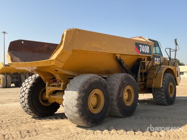 2012 Cat 740B Articulated Dump Truck - شاحنة مفصلية: صور 3 2012 Cat 740B Articulated Dump Truck - شاحنة مفصلية: صور 3