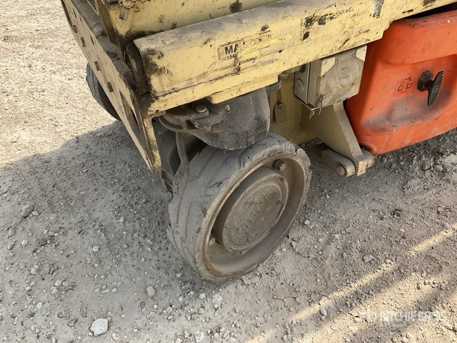 2013 JLG 1930ES Electric Scissor Lift - رافعات مقصية: صور 5 2013 JLG 1930ES Electric Scissor Lift - رافعات مقصية: صور 5