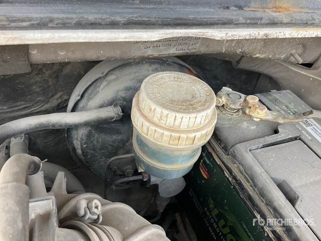 2013 Mitsubishi Galant Automobile - سيارة: صور 5 2013 Mitsubishi Galant Automobile - سيارة: صور 5