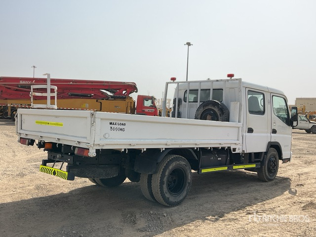 2014 Mitsubishi 4x2 Crew Cab Flatbed Truck - شاحنات مسطحة: صور 4 2014 Mitsubishi 4x2 Crew Cab Flatbed Truck - شاحنات مسطحة: صور 4