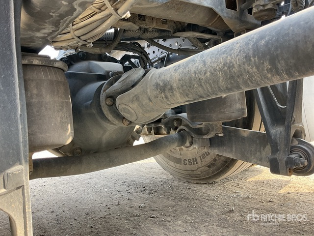 2015 Mercedes-Benz Actross 1843LS 4x2 S/A Sleeper Truck Tractor - شاحنة جرار: صور 5 2015 Mercedes-Benz Actross 1843LS 4x2 S/A Sleeper Truck Tractor - شاحنة جرار: صور 5