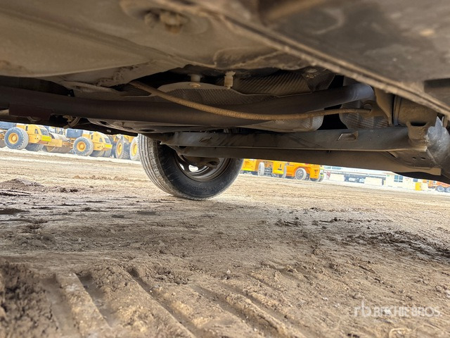 2015 Renault Duster 2WD SUV - سيارة دفع رباعي: صور 5 2015 Renault Duster 2WD SUV - سيارة دفع رباعي: صور 5