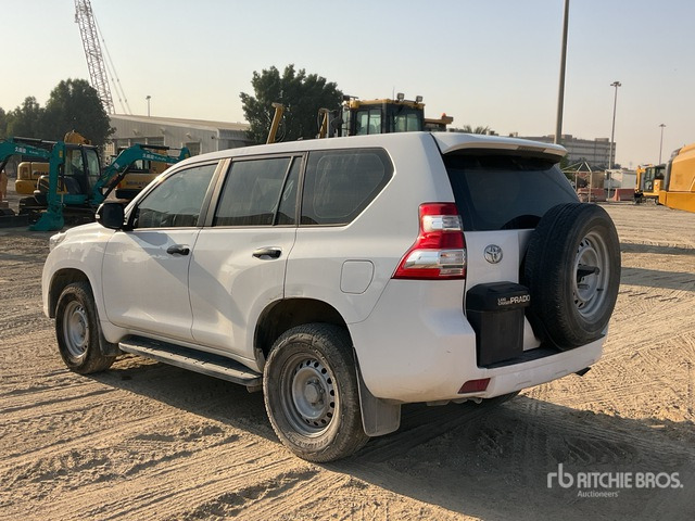 2017 Toyota Prado TX 150L 4x4 SUV - سيارة دفع رباعي: صور 2 2017 Toyota Prado TX 150L 4x4 SUV - سيارة دفع رباعي: صور 2