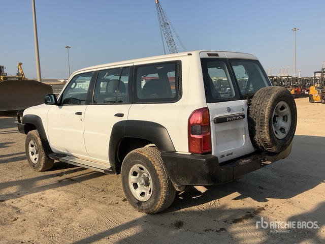 2018 Nissan Patrol GL 4x4 SUV - سيارة دفع رباعي: صور 2 2018 Nissan Patrol GL 4x4 SUV - سيارة دفع رباعي: صور 2