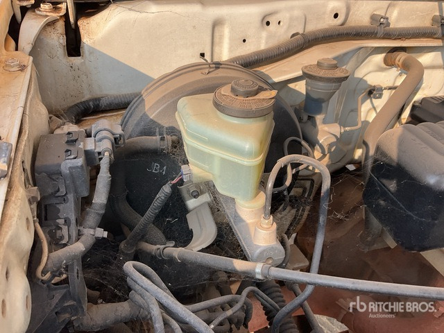 2018 Toyota Land Cruiser 78R 4x4 SUV - سيارة دفع رباعي: صور 4 2018 Toyota Land Cruiser 78R 4x4 SUV - سيارة دفع رباعي: صور 4