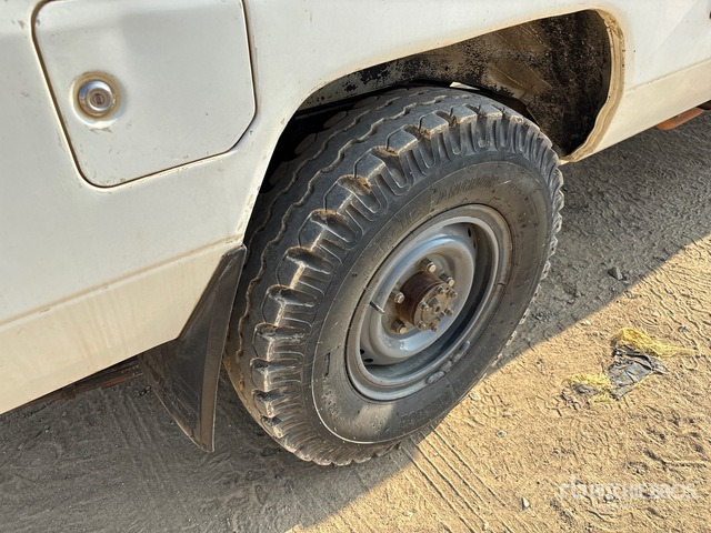 2018 Toyota Land Cruiser 78R 4x4 SUV - سيارة دفع رباعي: صور 4 2018 Toyota Land Cruiser 78R 4x4 SUV - سيارة دفع رباعي: صور 4