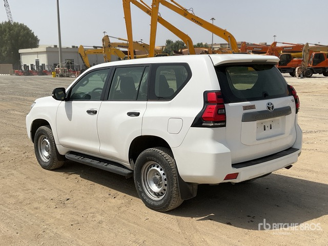 2018 Toyota Prado 150L 4x4 SUV - سيارة دفع رباعي: صور 3 2018 Toyota Prado 150L 4x4 SUV - سيارة دفع رباعي: صور 3