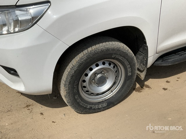 2018 Toyota Prado 150L 4x4 SUV - سيارة دفع رباعي: صور 5 2018 Toyota Prado 150L 4x4 SUV - سيارة دفع رباعي: صور 5