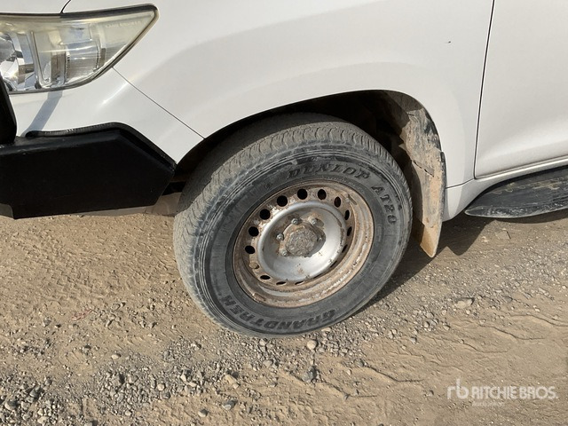 2018 Toyota Prado TX 150L 4x4 SUV - سيارة دفع رباعي: صور 5 2018 Toyota Prado TX 150L 4x4 SUV - سيارة دفع رباعي: صور 5