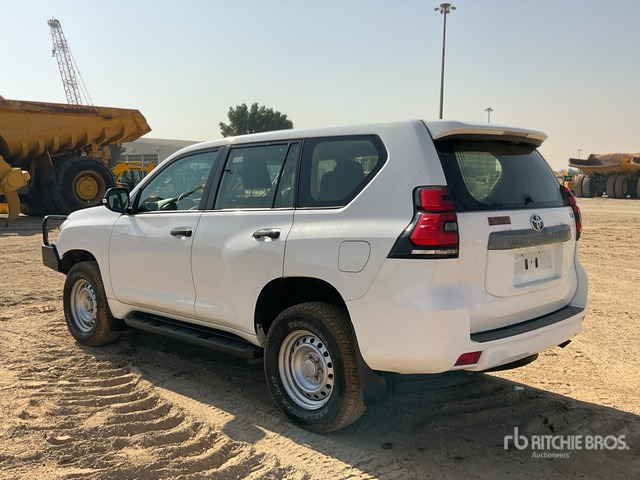2018 Toyota Prado TX 150L 4x4 SUV - سيارة دفع رباعي: صور 2 2018 Toyota Prado TX 150L 4x4 SUV - سيارة دفع رباعي: صور 2