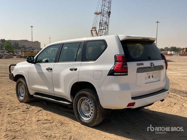 2018 Toyota Prado TX 150L 4x4 SUV - سيارة دفع رباعي: صور 2 2018 Toyota Prado TX 150L 4x4 SUV - سيارة دفع رباعي: صور 2