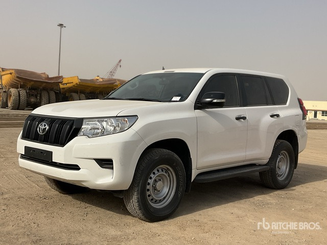 2018 Toyota Prado TX 150L 4x4 SUV - سيارة دفع رباعي: صور 2 2018 Toyota Prado TX 150L 4x4 SUV - سيارة دفع رباعي: صور 2