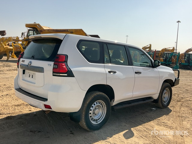 2018 Toyota Prado TX 150L 4x4 SUV - سيارة دفع رباعي: صور 3 2018 Toyota Prado TX 150L 4x4 SUV - سيارة دفع رباعي: صور 3
